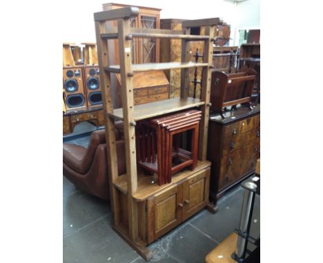 OAK SHELF UNIT WITH LOWER CUPBOARDS. W95CM