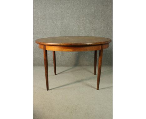 Dining table, extending mid century vintage teak. H.73 W.170 D.122cm (extended) 