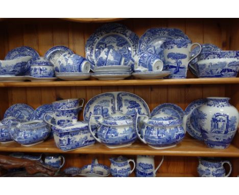 A COLLECTION OF SPODE BLUE ITALIAN TEA AND DINNERWARE, to include measuring jugs and orange squeezer