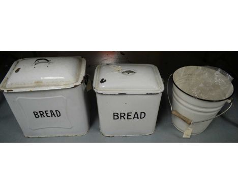 Two vintage bread baskets and a matched pale; along with a selection of baking tins and kitchen molds. 