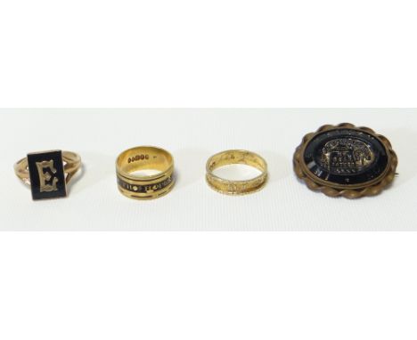 Four items of mourning jewellery comprising 18ct gold and black enamel band ring inscribed 'THOS HOPES OB 26 NOV 1817 AET 45'