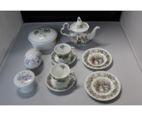 A small collection of mixed ceramics to include a Royal Doulton Brambly Hedge part tea service and Wedgwood Glen Mist pattern