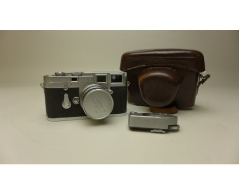 A Leica M3 35mm Camera No 732171 c1922 in leather case with Leica Light Meter