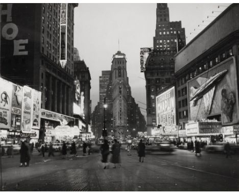 Andreas Feininger (1906 Paris - 1999 New York)New York City-Streets, Silbergelatineabzug, 18 cm x 23 cm, 1952 datiert, partie