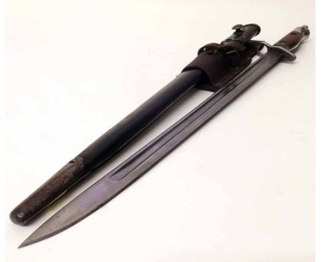 WW1 era SMLE bayonet with frog and scabbard dated 1915, 1907 model by Remington. Condition report: see terms and conditions