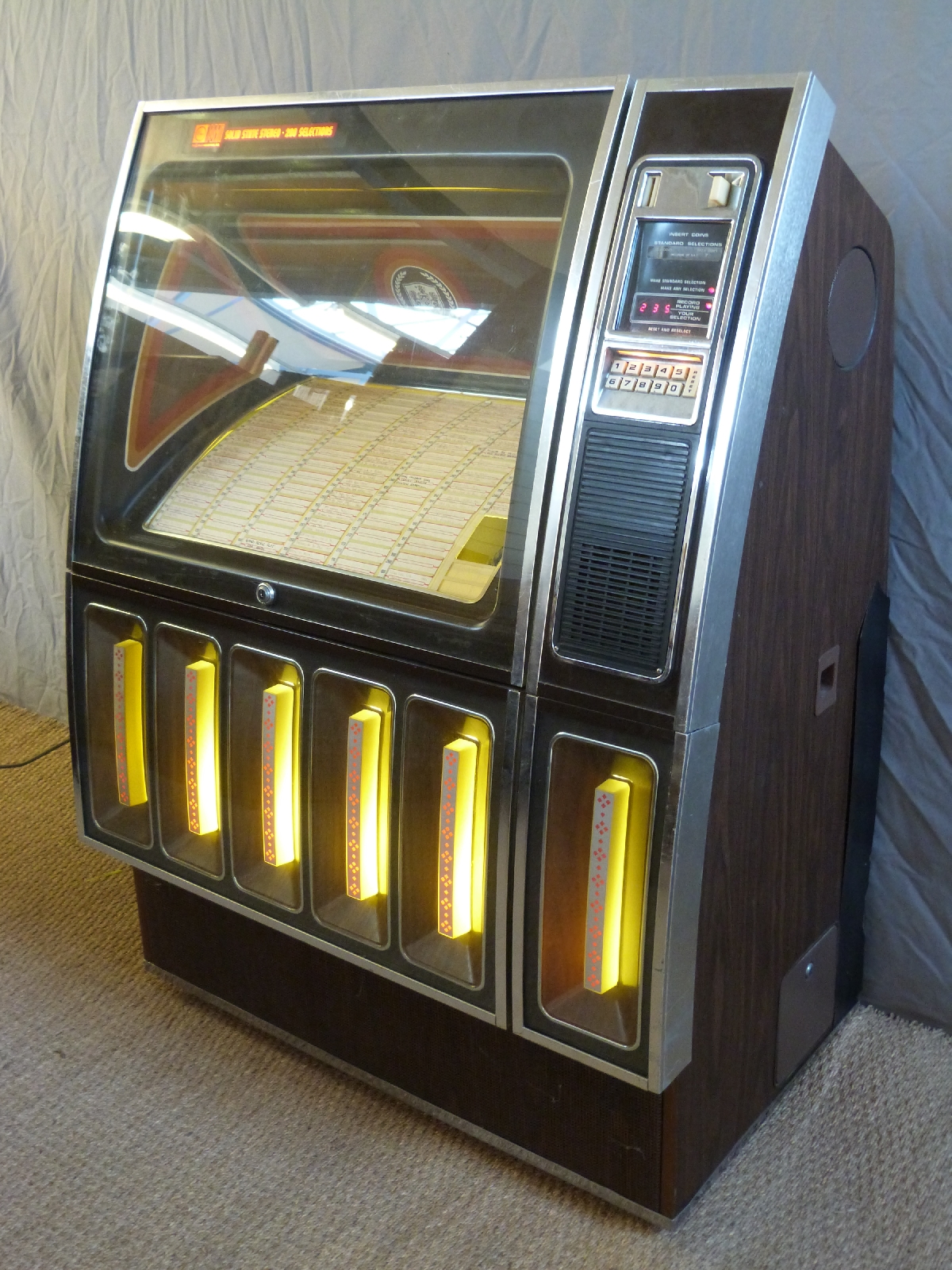 Rowe AMI model R82 jukebox, c1980s, with microprocessor control, with