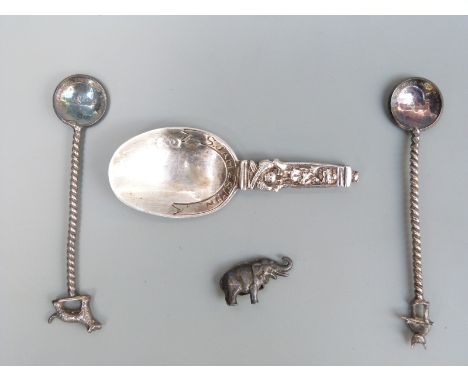 Victorian hallmarked silver caddy spoon with import marks for London 1895, importer David Bridge, length 6.5cm, two white met