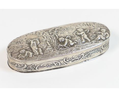 French silver snuff box, 19th Century, Chester import marks for 1901, oval form, the hinged cover decorated with cherubs in a