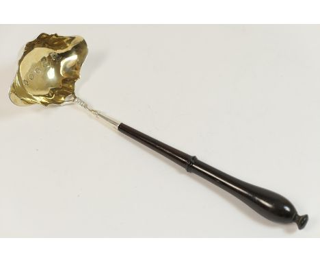 Queen Elizabeth II Silver Jubilee silver gilt toddy ladle, London 1977, with turned wooden handle, 26cm