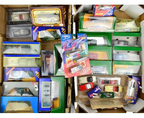 A QUANTITY OF BOXED AND UNBOXED CORGI AND CORGI CLASSICS JAGUAR CAR MODELS, assorted models and scales, majority in lightly p