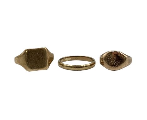9ct gold wedding ring and two 9ct gold signet rings (one cut) (3)Condition Report:Approx 7.1gm gross, wedding ring size M1/2-