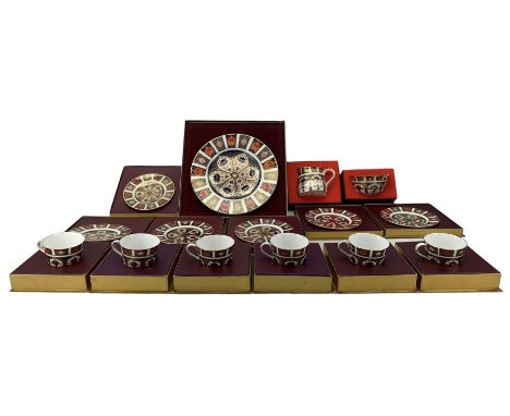 Royal Crown Derby Imari 1128 pattern tea set comprising six cups and saucers, six plates, milk jug, sugar bowl and serving pl