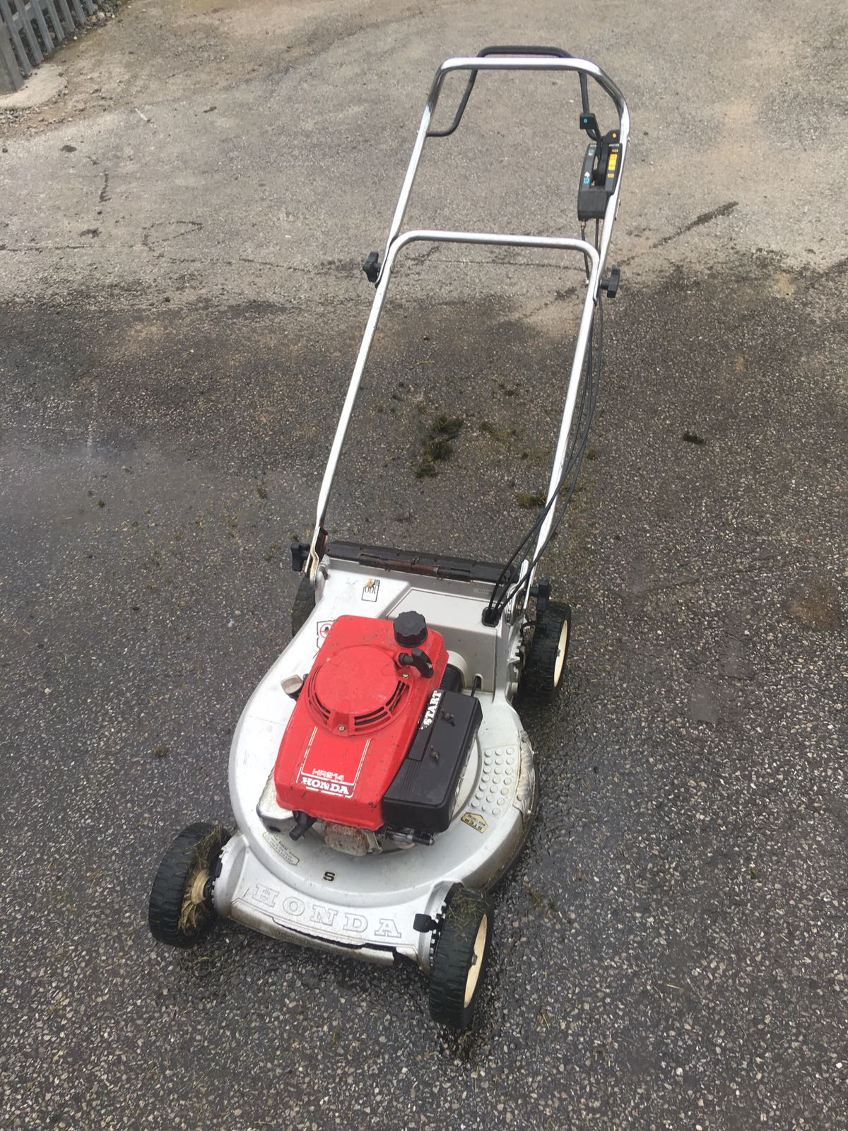 K HONDA WALK BEHIND PUSH MOWER PULL START, HONDA HR214 ENGINE *NO VAT