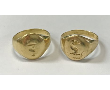 Two 18 carat gold signet rings, each set with the fox mask of the Todd family, 12.1 g total, size S CONDITION REPORTS One of 