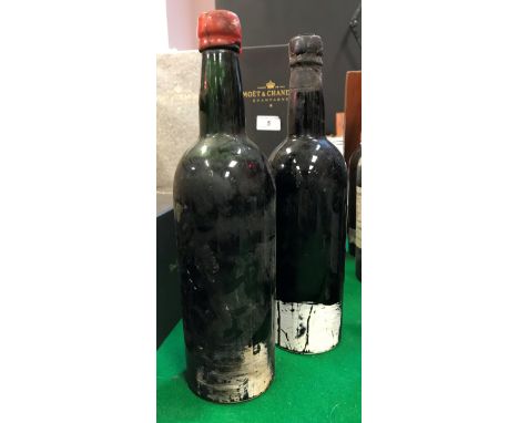 One bottle Vintage Port 1960, the wax seal top inscribed ".... ow 1960....tage", probably Dow, together with another un-named