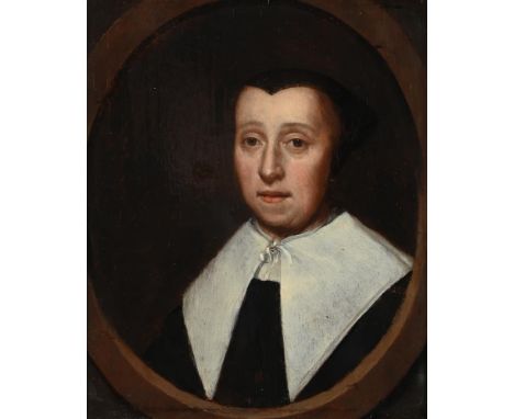 DUTCH SCHOOL (17TH CENTURY)PORTRAIT OF A LADY, BUST-LENGTH, WEARING A BLACK DRESS IN A FEIGNED OVAL STONE CARTOUCHEOil on pan