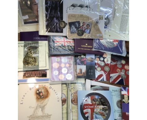 Large collection of Royal Mint Brilliant Uncirculated Coin Sets in Original Presentation Folders including 1995, 1996, 2000, 