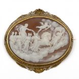 Gouden broche, 19e eeuw.