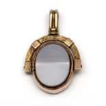 10 kt. Gouden swivel cachet, 19e eeuw.