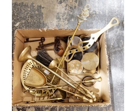 Quantity of metalware including fire irons, old keys, etc and a small collection of vintage compacts&nbsp;including Yardley&n
