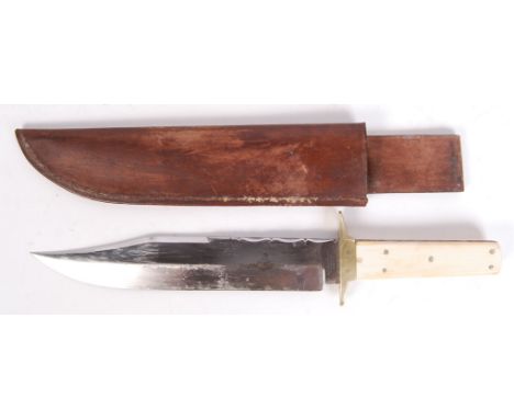 A good early 20th century British made bowie hunting knife by JE Middleton &amp; Sons of Rockingham St, Sheffield. Shaped bla