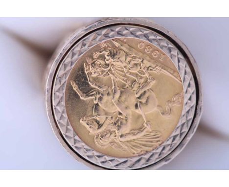 ELIZABETH II GOLD FULL SOVEREIGN DATED 1980
mounted in a nine carat gold ring 