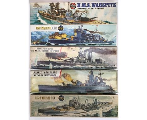 Airfix: A collection of assorted vintage Airfix model kits, 1:609 scale battleships x 15. All boxed mostly unmade. Box wear t