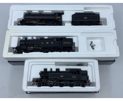 Bachmann: A collection of three boxed Bachmann, OO gauge locomotives, to comprise: Fairburn Tank, 2691, LMS Black, 32-875; Cl