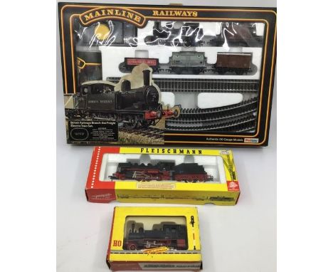 Fleischmann 4141 HO scale 2-6-0 Locomotive and tender, 1316 2-4-0 Locomotive, Mainline/Palitoy BR Branch Line Freight Set, al