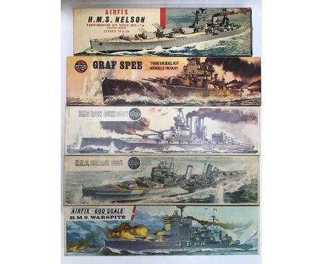 Airfix: A collection of assorted Airfix vintage model kits, 1:600 scale Battleships, collection of 15, mostly boxed unused. S