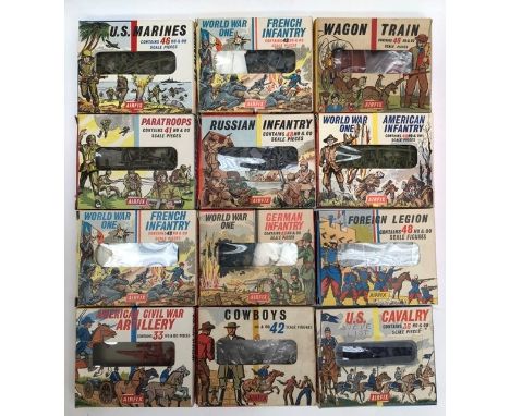 Airfix: A collection of assorted boxed Airfix OO/ho scale vintage soldiers, early window box, twelve sets, some still on spru