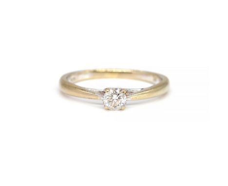A 9CT WHITE GOLD AND DIAMOND SINGLE STONE RINGClaw set with a circular cut diamond, detailed 0.25, ring size M, gross weight 