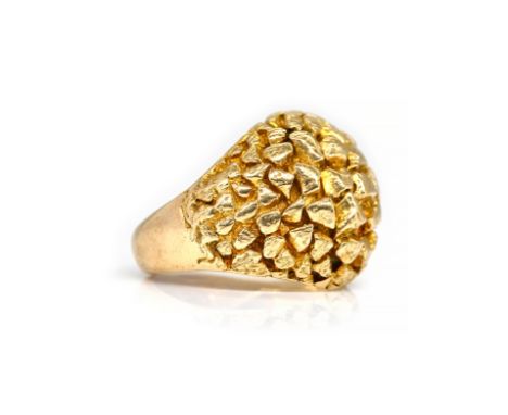 A 9CT GOLD RINGIn a cast bombe abstract design, London 1970, ring size L, weight 13.3 gms