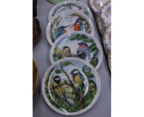 FOUR GOEBEL CABINET PLATES WITH BIRD DESIGNS