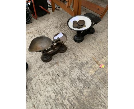 TWO VINTAGE SETS OF SCALES AND AN ASSORTMENT OF WEIGHTS