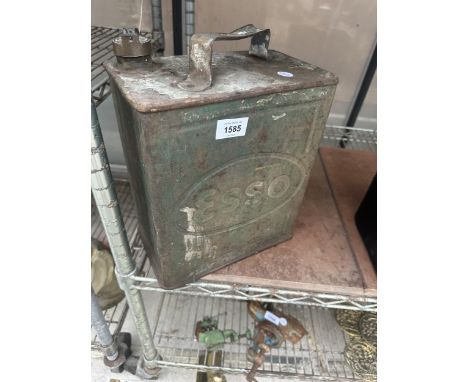 A VINTAGE ESSO FUEL CAN COMPLETE WITH ESSO BRASS CAP