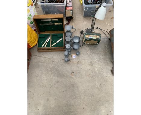AN ASSORTMENT OF ITEMS TO INCLUDE AN ANGLE POISE LAMP, A ROBERTS RADIO AND A PART COMPLETE CANTEEN OF CUTLERY ETC