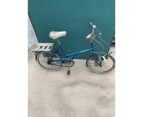 A VINTAGE TWENTY LADIES BIKE
