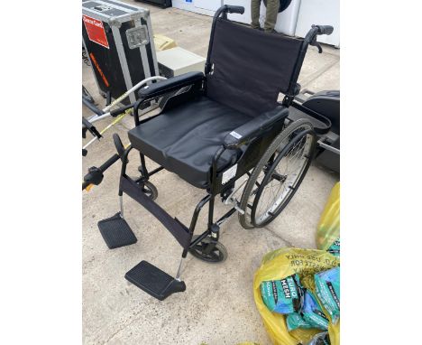 AZ FOLDING WHEELCHAIR