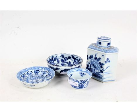 Four items of Chinese blue and white porcelain, to include, tea caddy, a saucer dish, with character mark for Kangxi period b