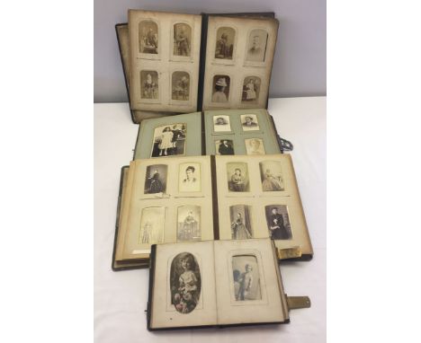 A quantity of vintage photograph albums a/f. To include photos of Victorian & Edwardian families.