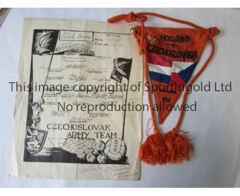 HOLLAND V CZECHOSLOVAKIA 1941 / CZECH AUTOGRAPHS       Large single sheet with a field of play and signed by all 22 p[layers 