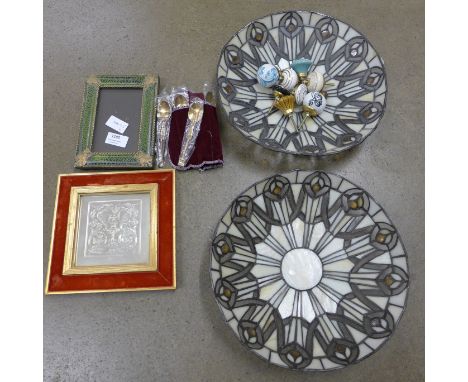 Two art Deco style light shades, cabinet knobs, a photograph frame, etc. **PLEASE NOTE THIS LOT IS NOT ELIGIBLE FOR POSTING A