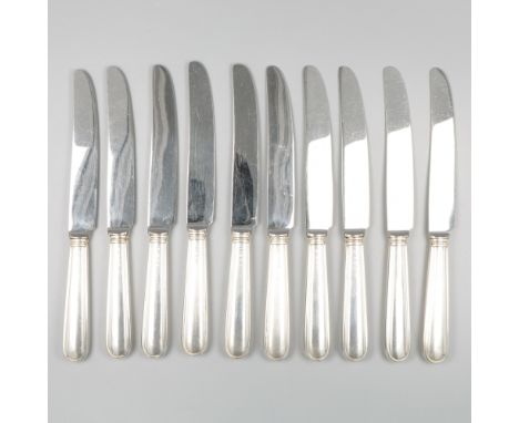 "Hollands Rondfilet". Stainless steel blades and filled handles. Netherlands, Zeist / Voorschoten, van Kempen en Begeer, 1972