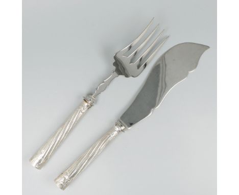 Beautiful set with filled handles in tree trunk shape with many details. Steel blade and tines. Late 20th century, hallmarks: