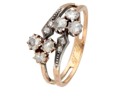 In fair condition, some diamonds have a chip. Hallmarks: 585 (rose gold) and ZII (835 silver) Dutch assay marks. Ring size: 1