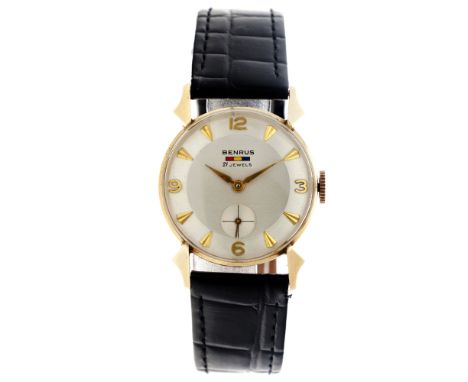 Case: yellow gold (14K.) - strap: leather - manual winding - condition: good, movement in working order - diameter: 29 mm - w
