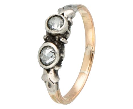 Set with two rose cut diamonds measuring approx. 3.04 x 3.05 mm and approx. 2.93 x 3.46 mm set in silver. In good condition. 