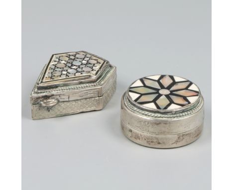Both with twisted rope rim and inlaid with mother-of-pearl. Egypt, Cairo, 20th century, hallmarks: various hallmarks, ZII - s