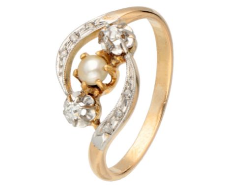 Set with two rose cut diamonds (diameter approx. 1.6 mm and seed pearl 3.30 mm). Hallmarks: 750 French assay mark and maker's